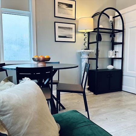 Castle Inn Apartments - Downtown Κεφλαβίκ Εξωτερικό φωτογραφία