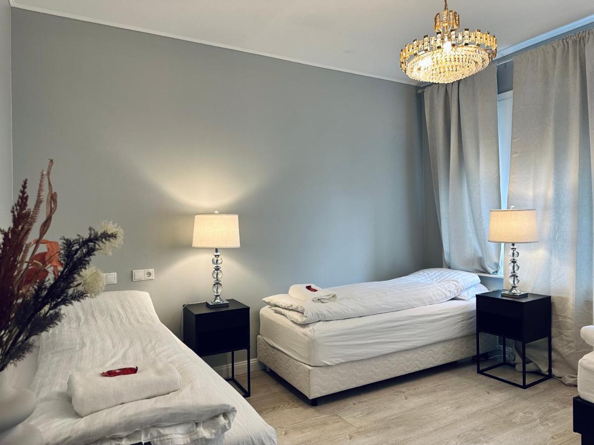 Castle Inn Apartments - Downtown Κεφλαβίκ Εξωτερικό φωτογραφία