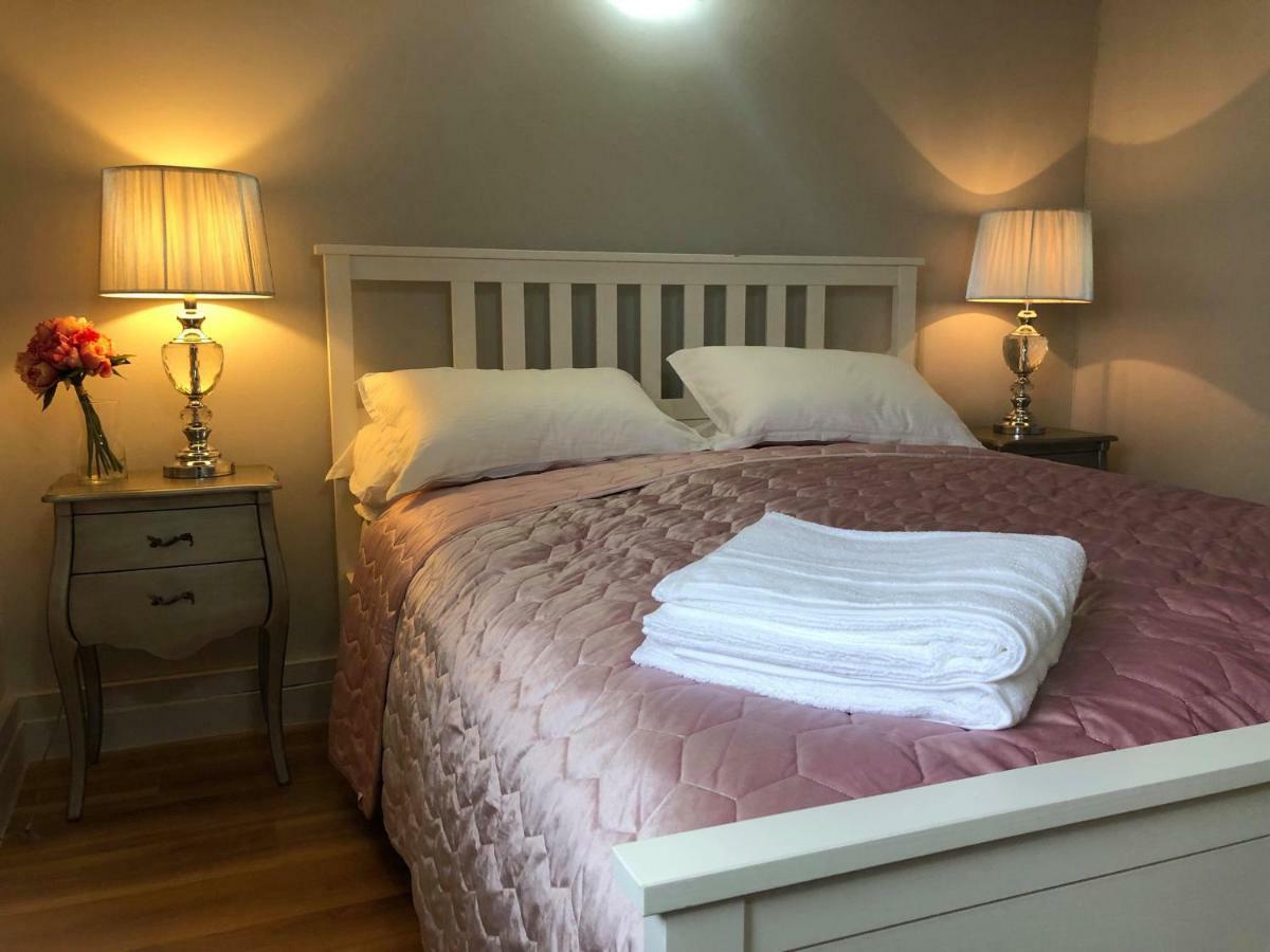 Castle Inn Apartments - Downtown Κεφλαβίκ Εξωτερικό φωτογραφία